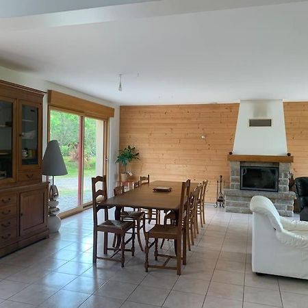 Gite De La Poupardiere, Maison De Campagne En Bordure De Riviere - 2 Nuits Minimum Villa Les Cresnays Exterior foto